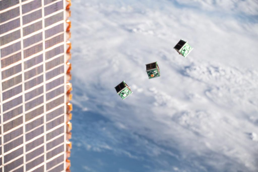 Inter-Satellite Links: How LEO Constellations Route Data Without Touching Earth