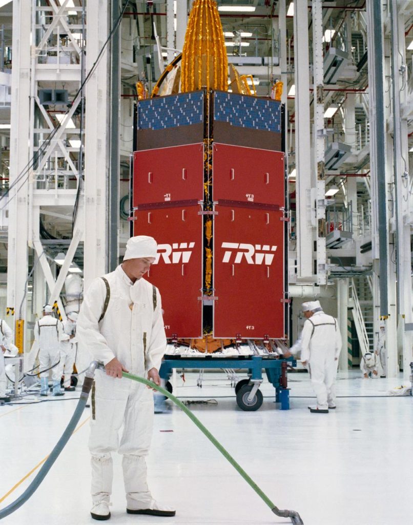 LEO Satellite Manufacturing Supply Chain: Key Players and Structure in 2026