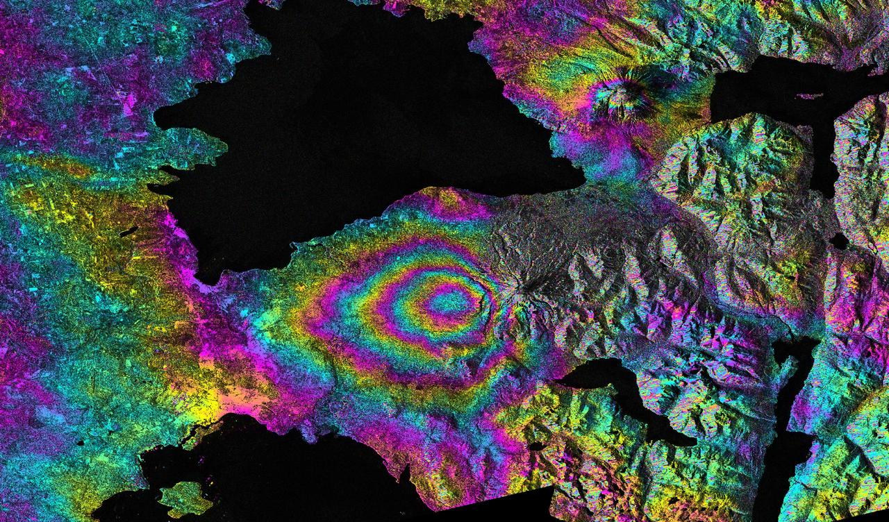 Synthetic Aperture Radar LEO Commercial Boom: Inside the SAR Satellite Race